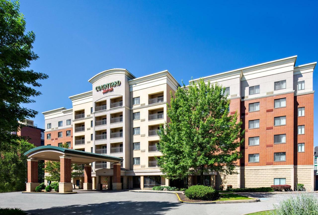 Courtyard Pittsburgh Shadyside Hotel Exterior photo